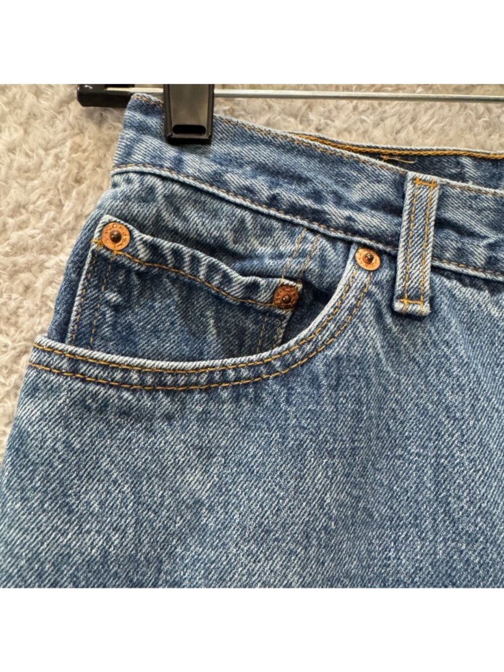 Levi’s Vintage Jeans Women’s 9 Button Fly Light Denim High Rise Mom Style 1980s - Picture 2 of 10